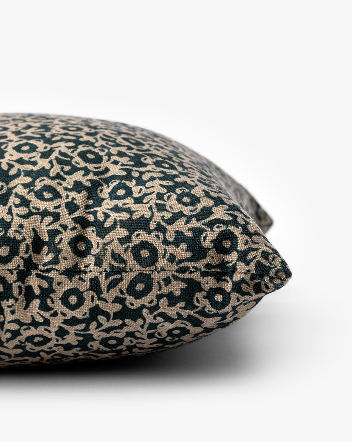 Devony Indoor/Outdoor Pillow