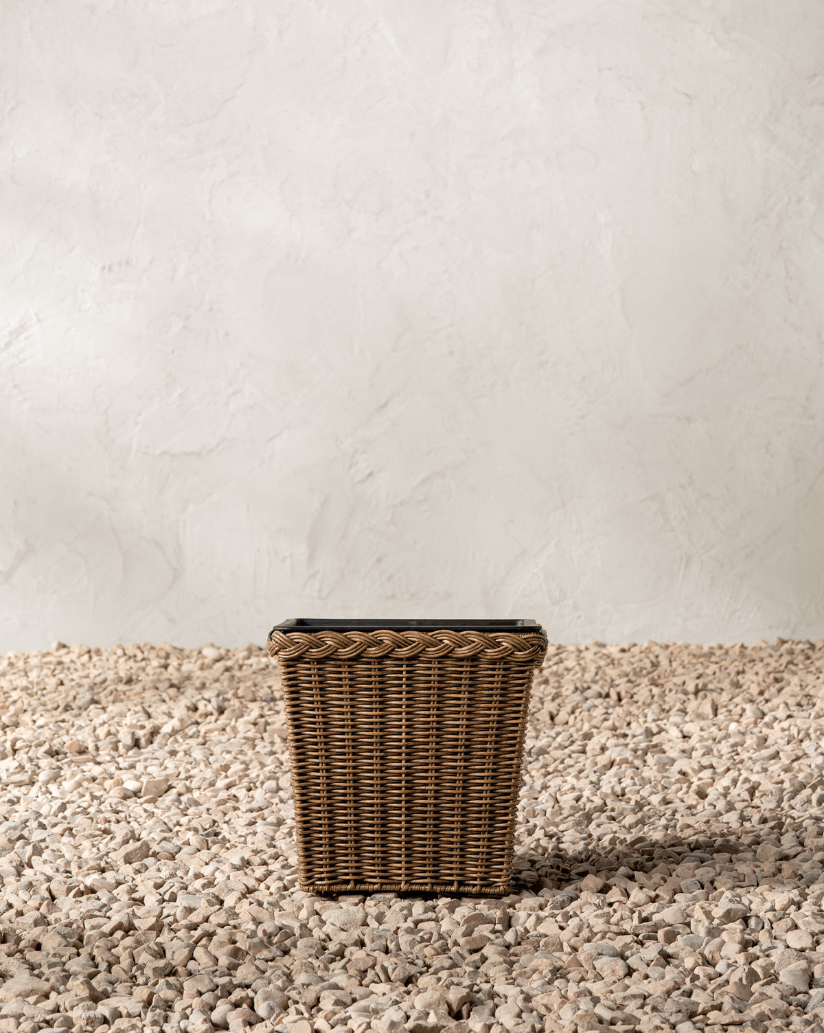 Haviland Indoor/Outdoor Woven Planter