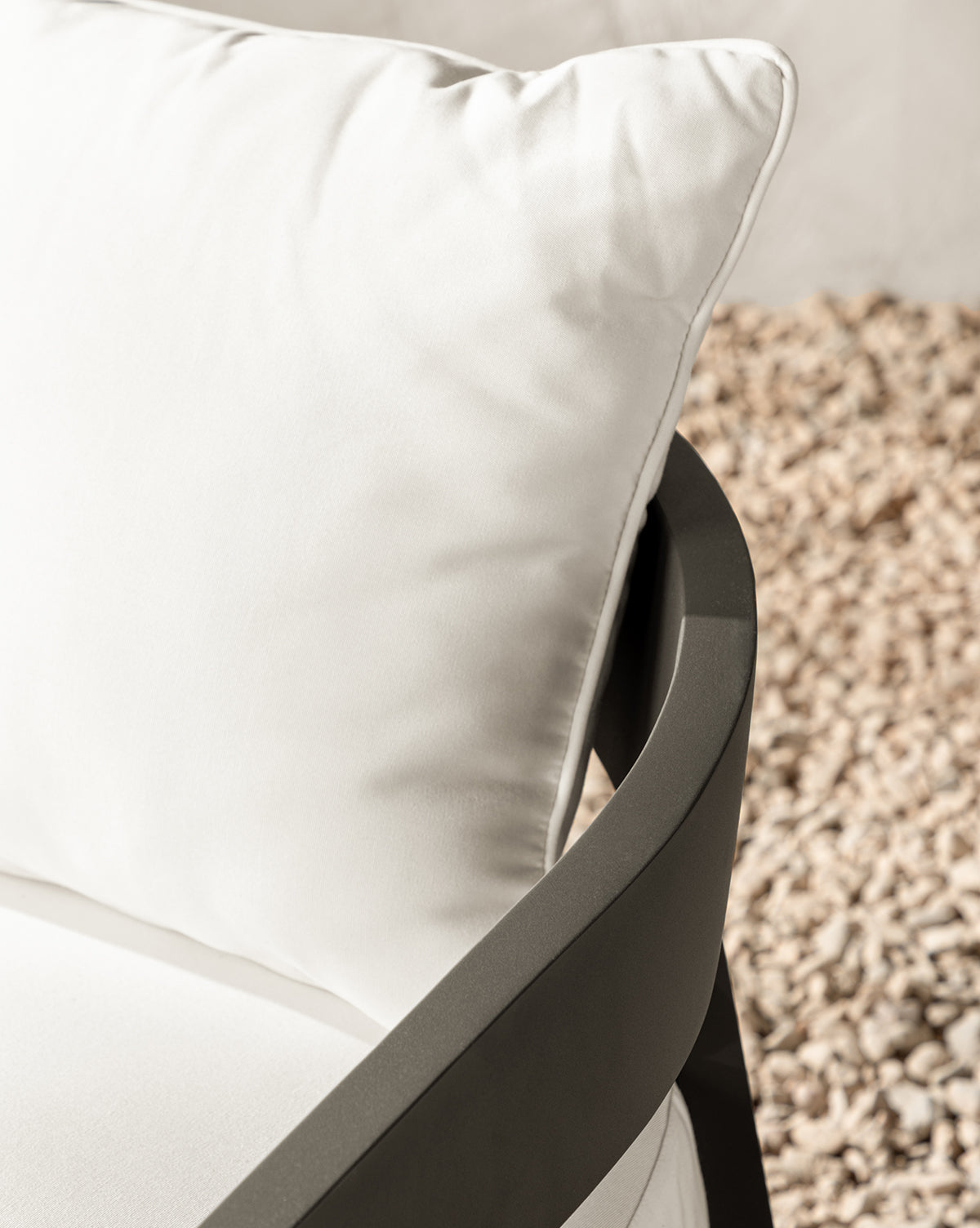 Vento Aluminum Lounge Chair