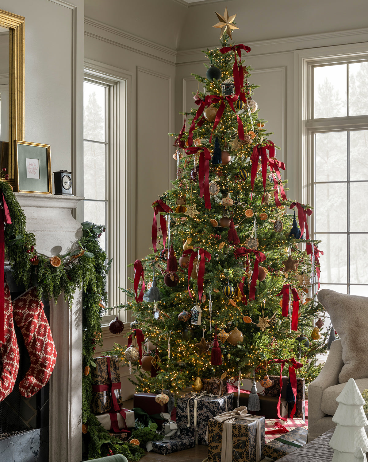 Classic Christmas Tree [hidden]