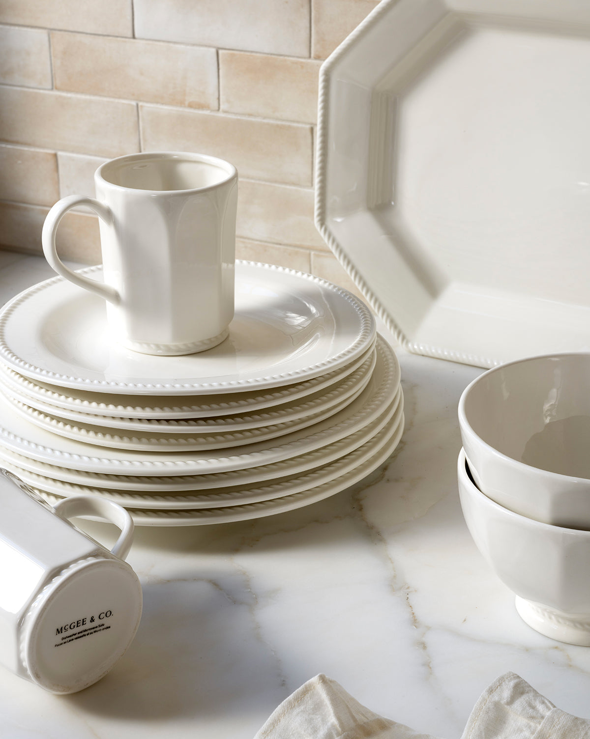 Halloway Mugs (Set of 4)