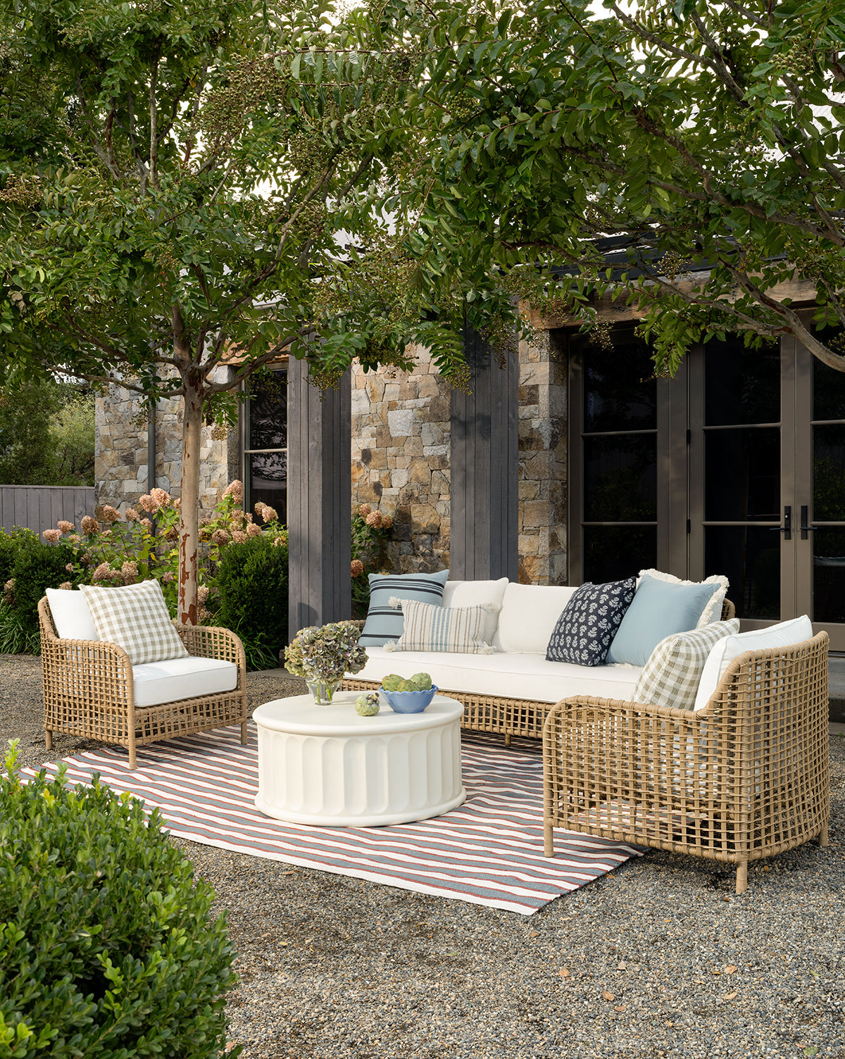 Glenwood Outdoor Lounge Chair (Ready to Ship)
